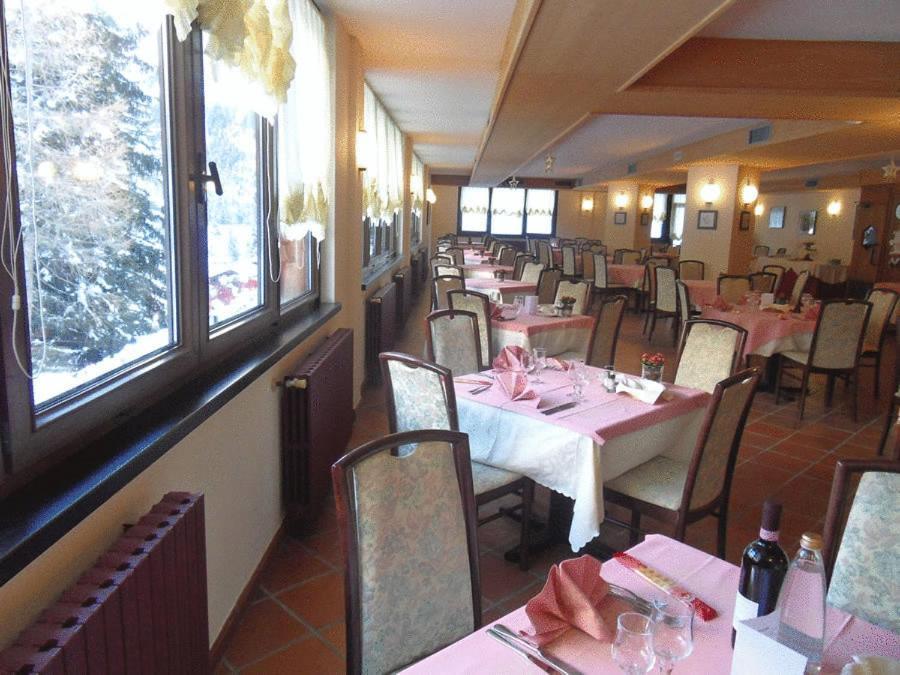 Hotel Santa Caterina Santa Caterina Valfurva Exteriör bild