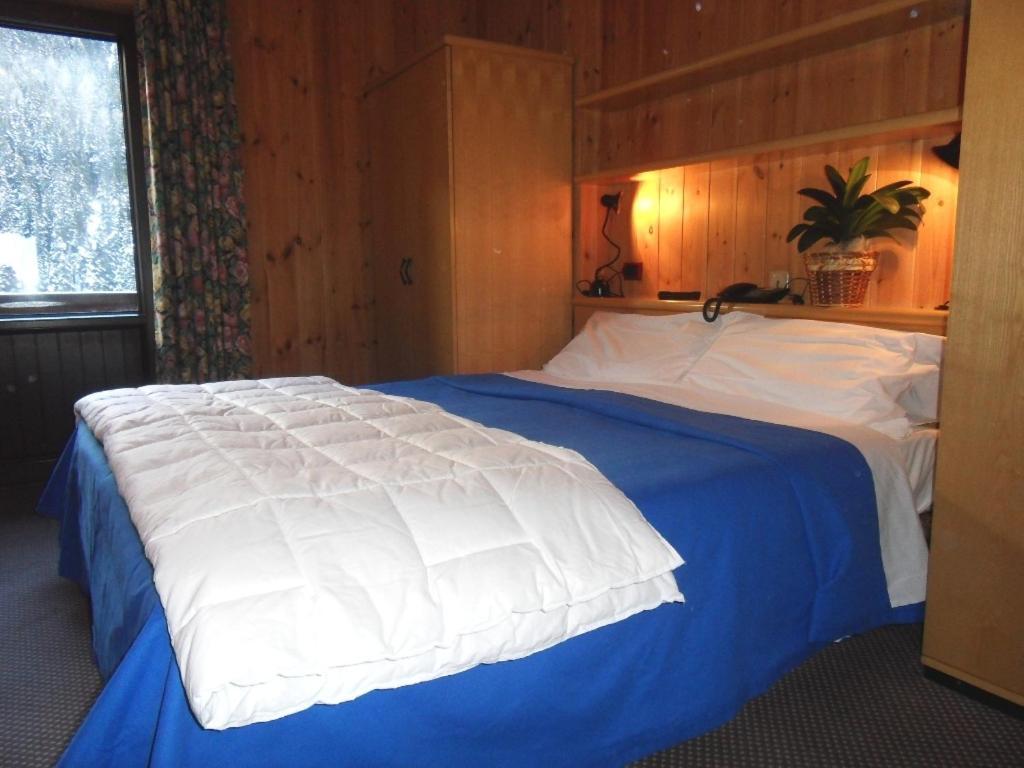 Hotel Santa Caterina Santa Caterina Valfurva Rum bild