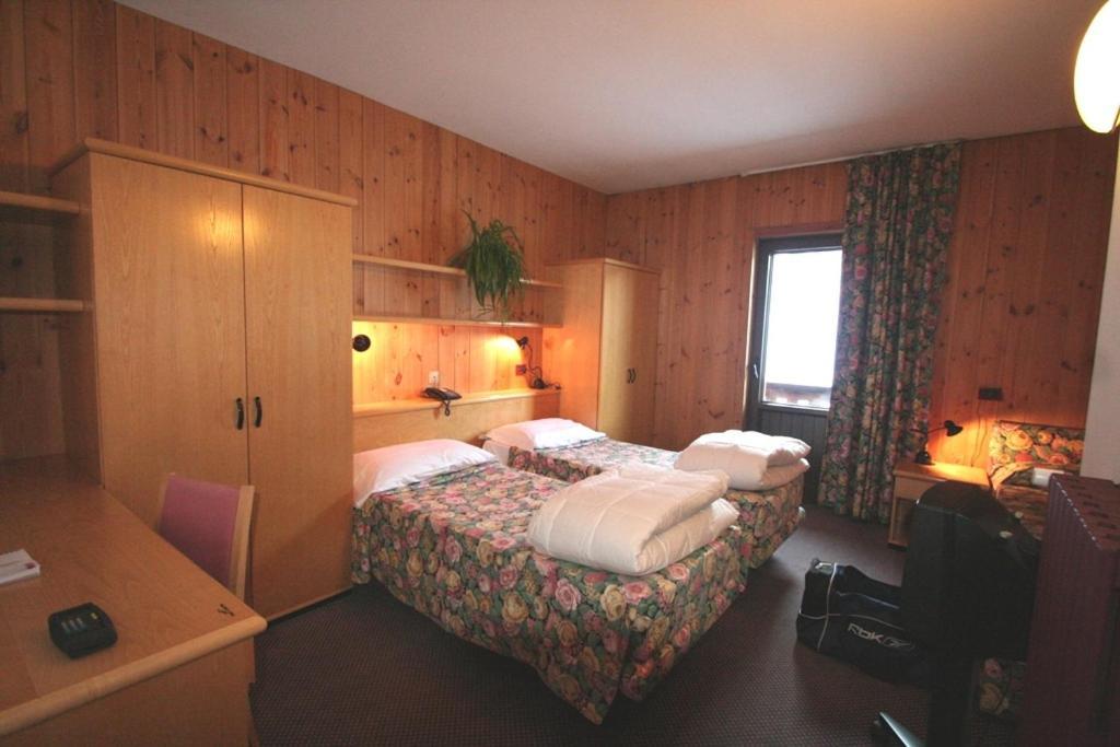 Hotel Santa Caterina Santa Caterina Valfurva Exteriör bild