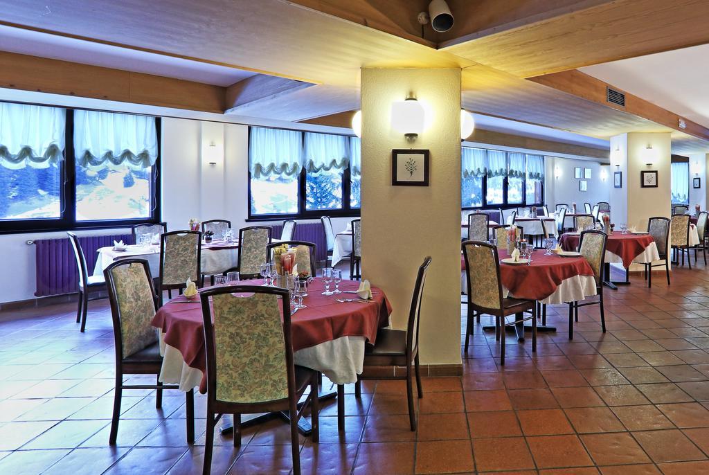 Hotel Santa Caterina Santa Caterina Valfurva Exteriör bild