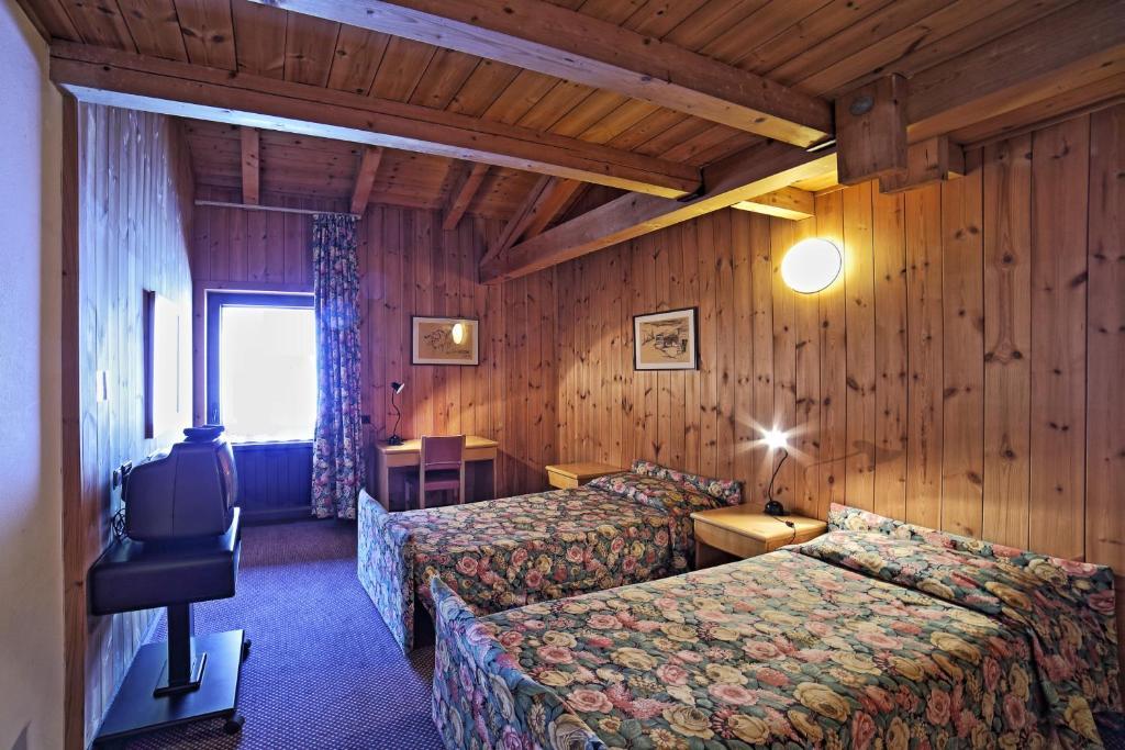 Hotel Santa Caterina Santa Caterina Valfurva Exteriör bild