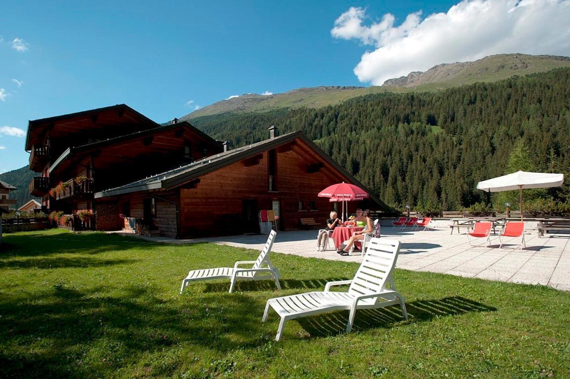 Hotel Santa Caterina Santa Caterina Valfurva Exteriör bild