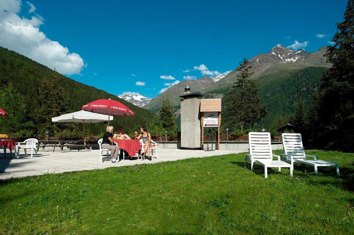 Hotel Santa Caterina Santa Caterina Valfurva Exteriör bild